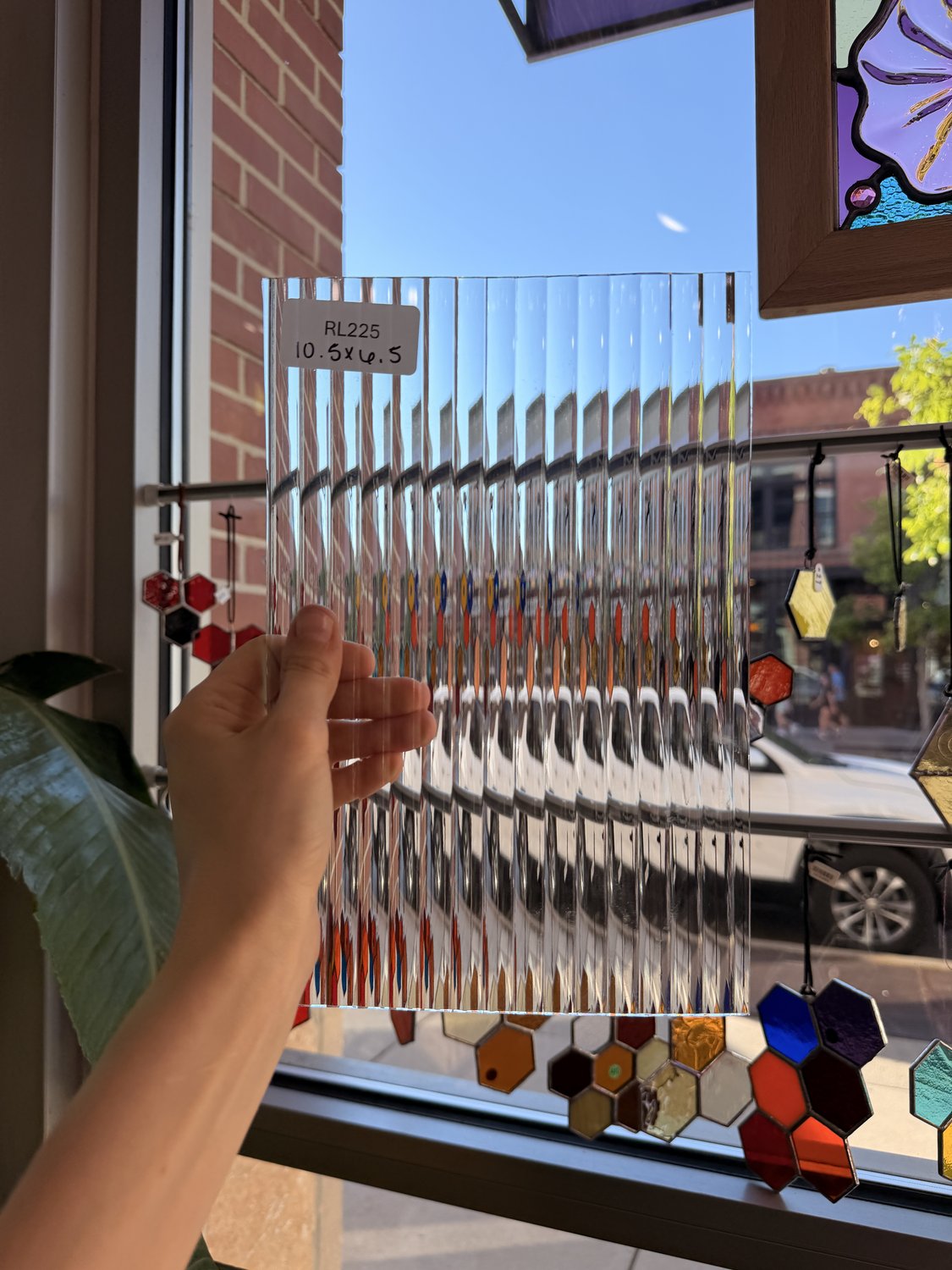 Clear Reeded Transparent Sheet Glass