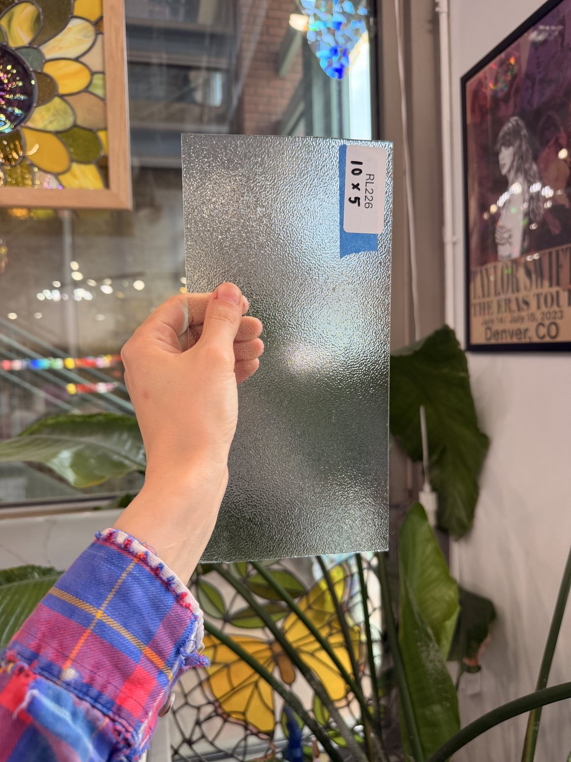 Clear Thicker Pebbled Sheet Glass – RL226
