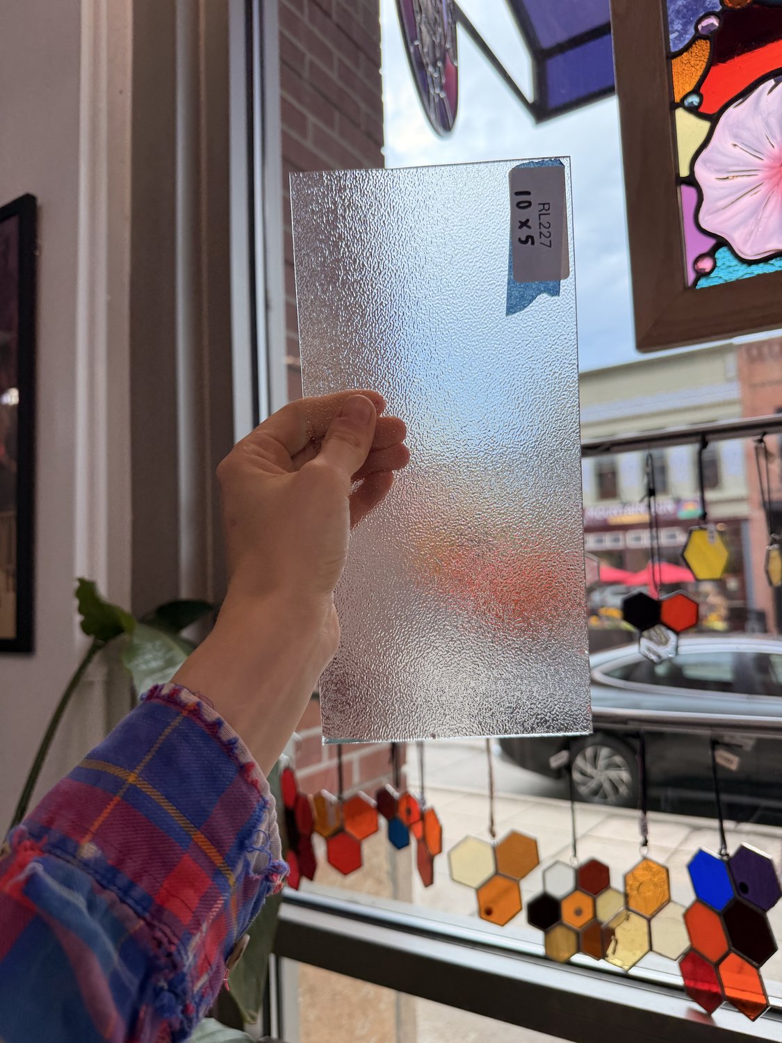 Clear Thicker Pebbled Sheet Glass – RL227