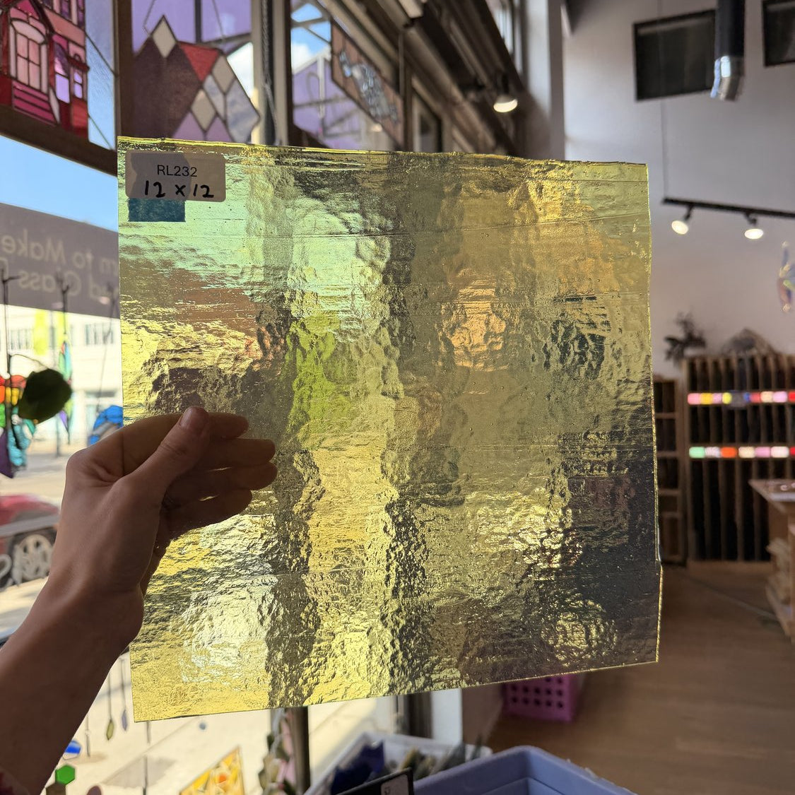 Transparent Vintage Yellow (Color Shifting)