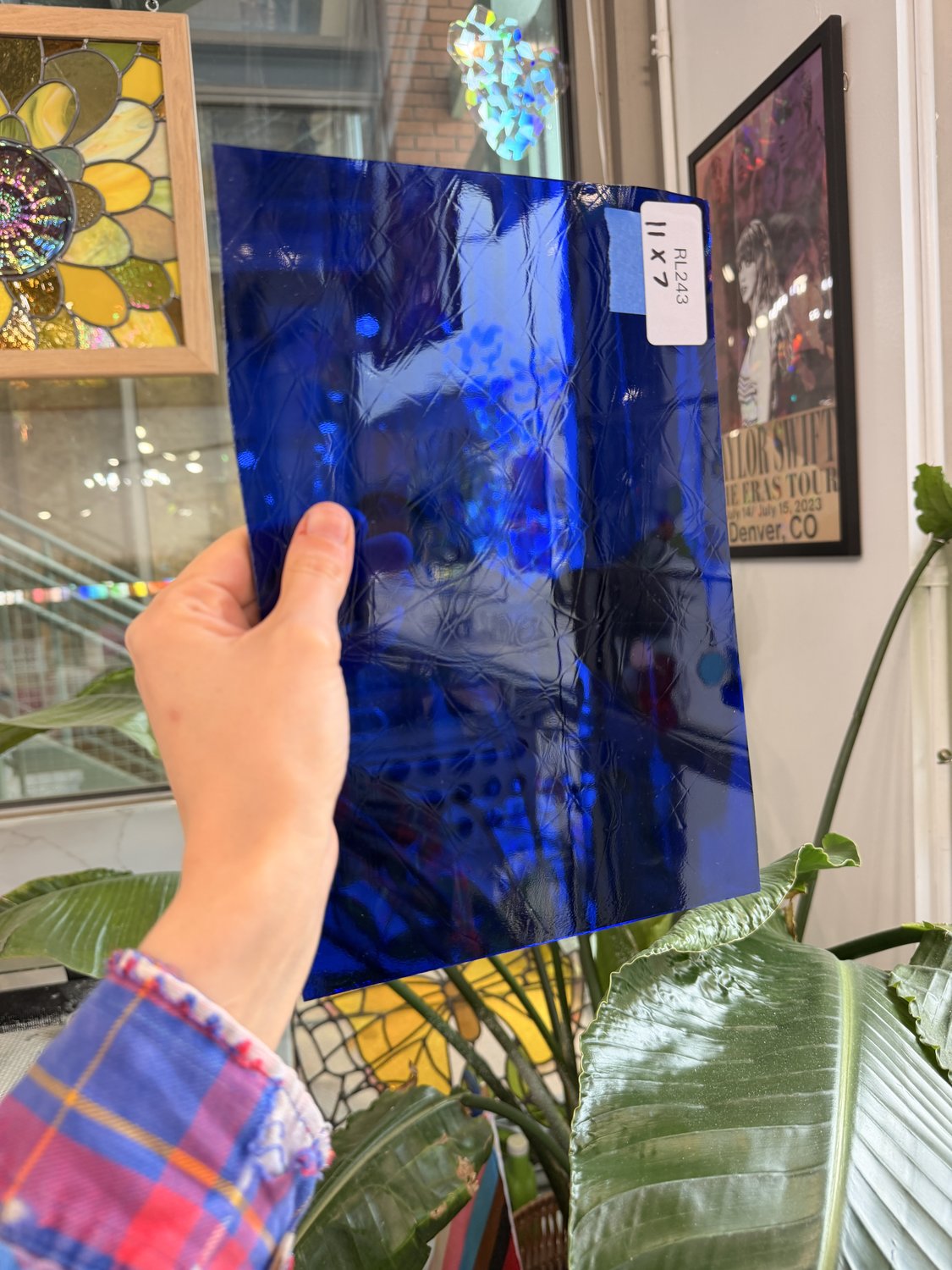 Dark Blue Vintage Spectrum Artique Sheet Glass – RL243