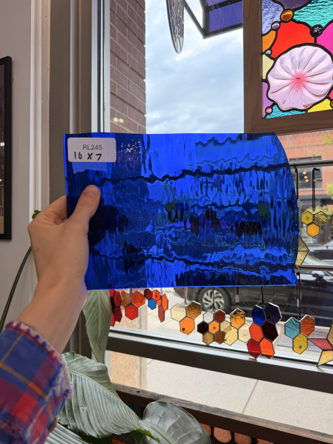 Vintage Dark Blue Textured Spectrum Waterglass Sheet Glass – RL245