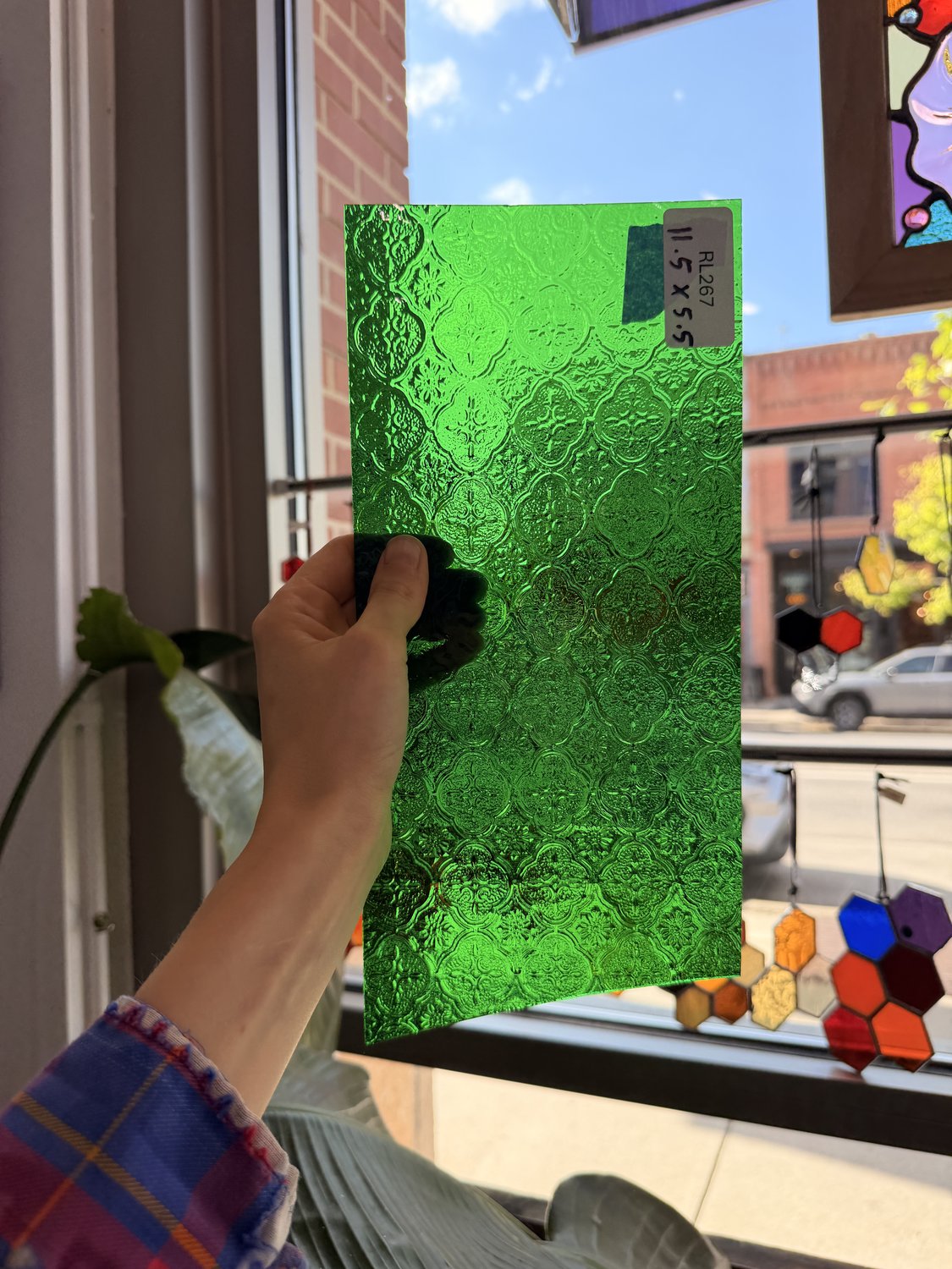 Dark Green Transparent Lace Textured Choice Sheet Glass
