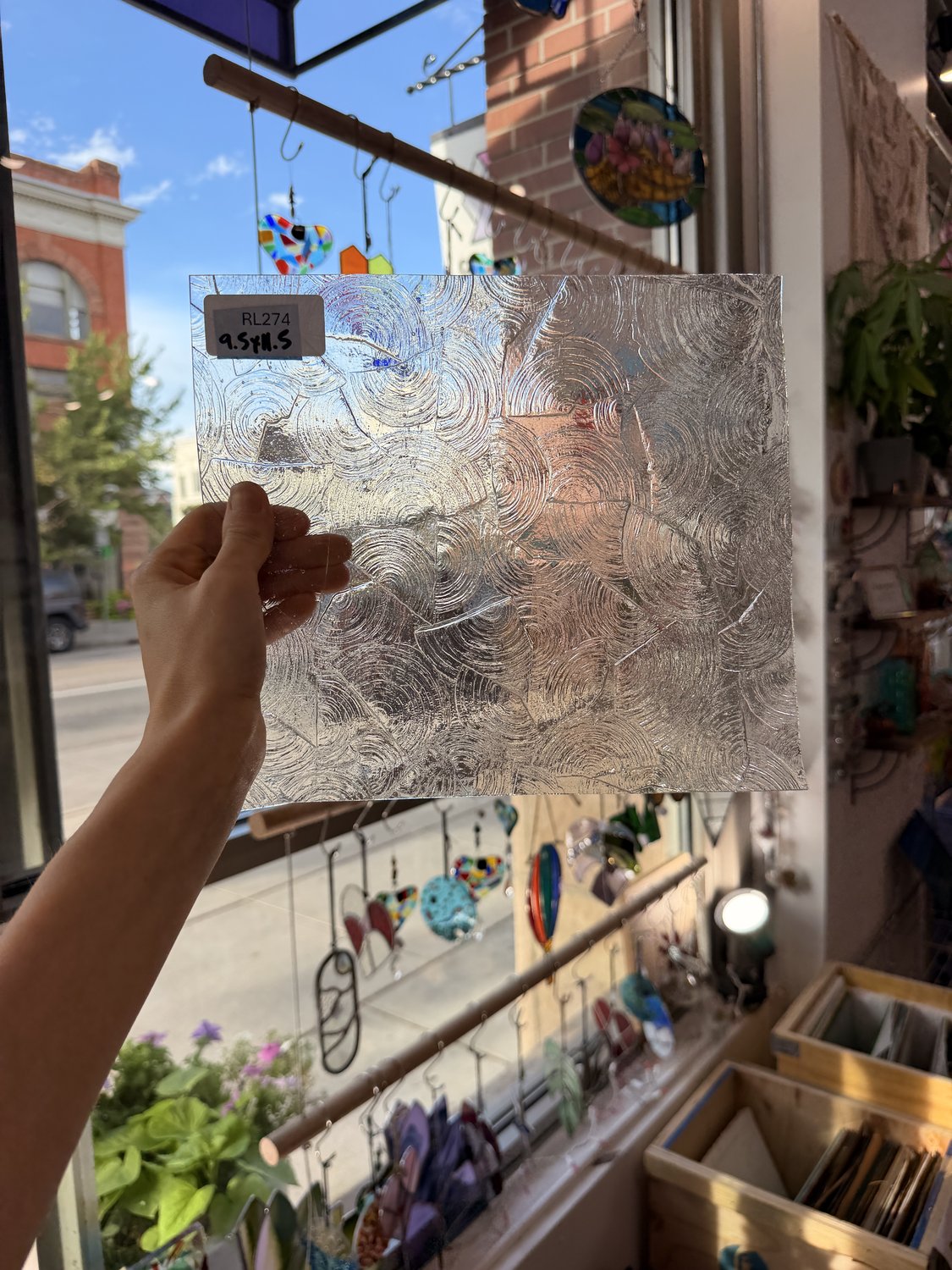 Clear Rondalite Textured Kokomo Sheet Glass