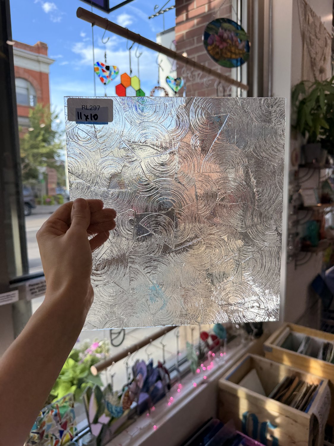 Clear Rondalite Textured Kokomo Sheet Glass