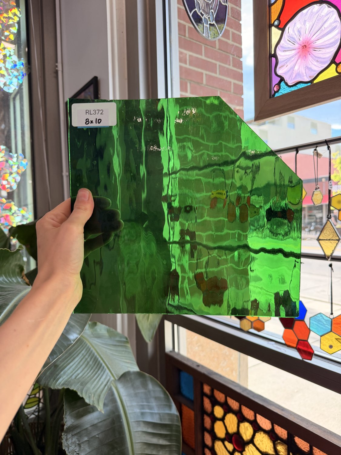 Medium Green Transparent Waterglass Spectrum Sheet Glass – RL372