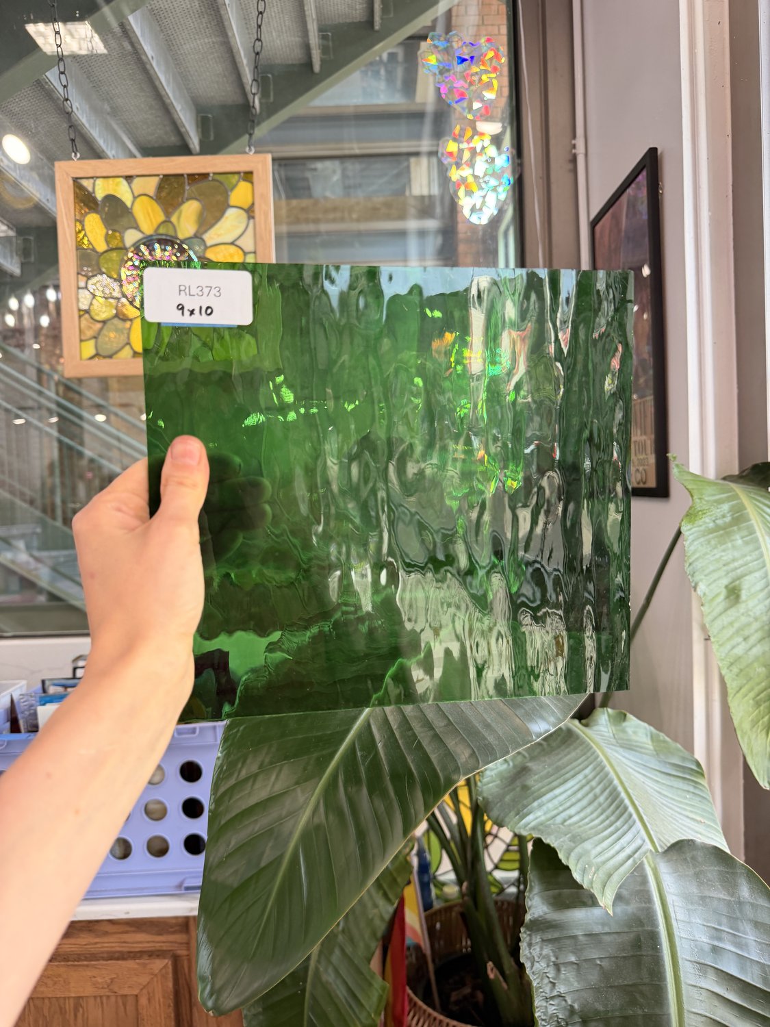 Medium Green Transparent Waterglass Spectrum Sheet Glass – RL373