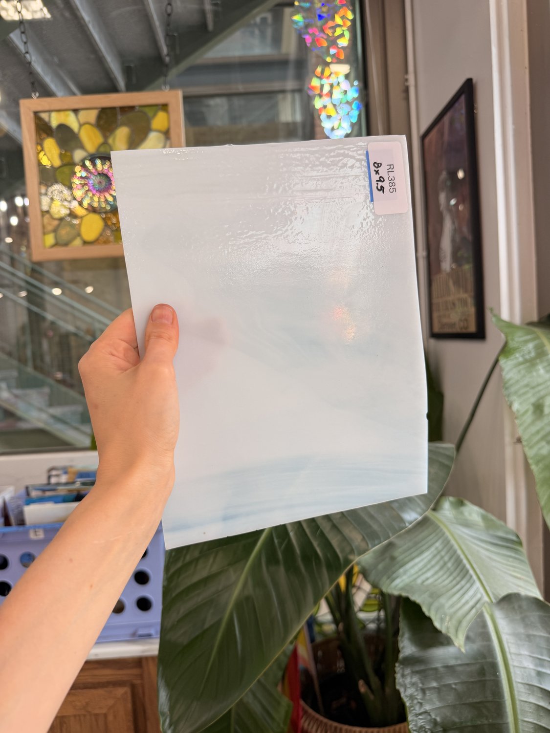 Vintage White Wispy Spectrum Sheet Glass