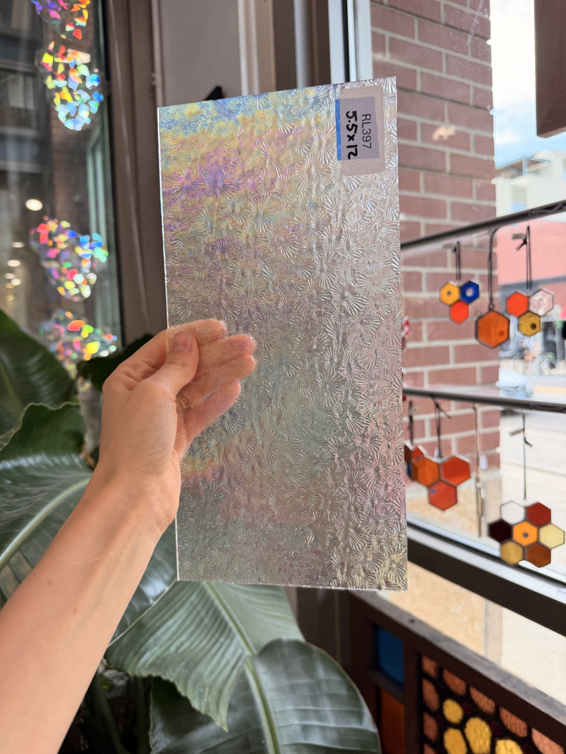 Clear Iridescent Florentine Wissmach Sheet Glass – RL397