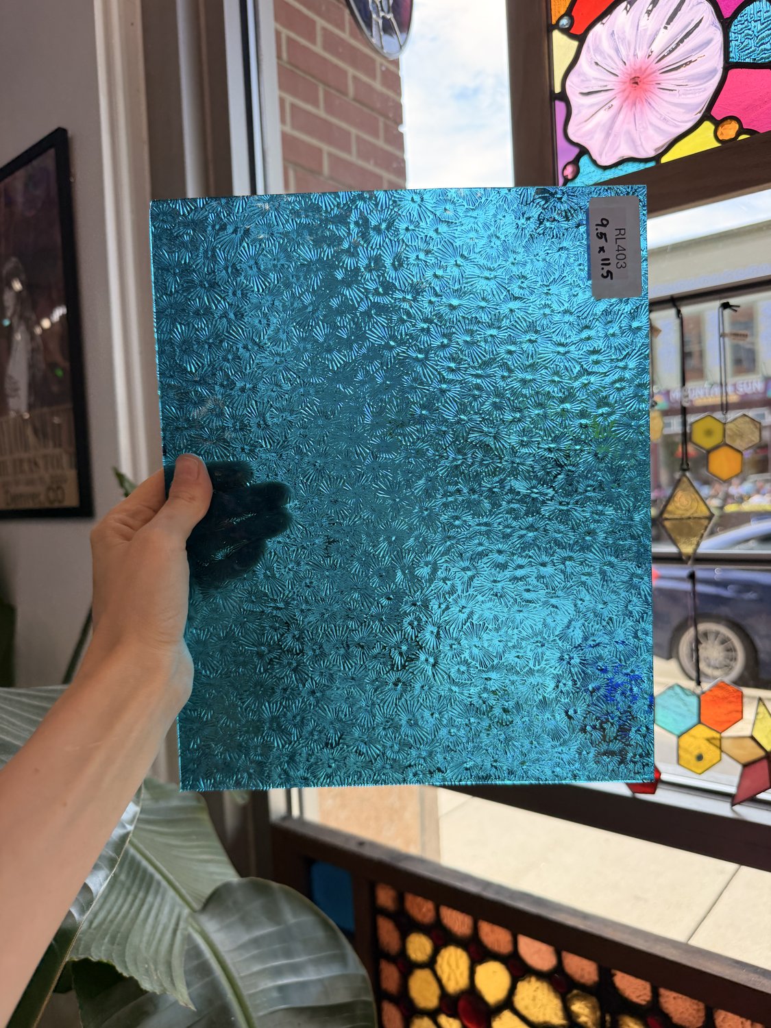 Caribbean Blue Transparent Textured Wissmach Florentine Sheet Glass – RL403