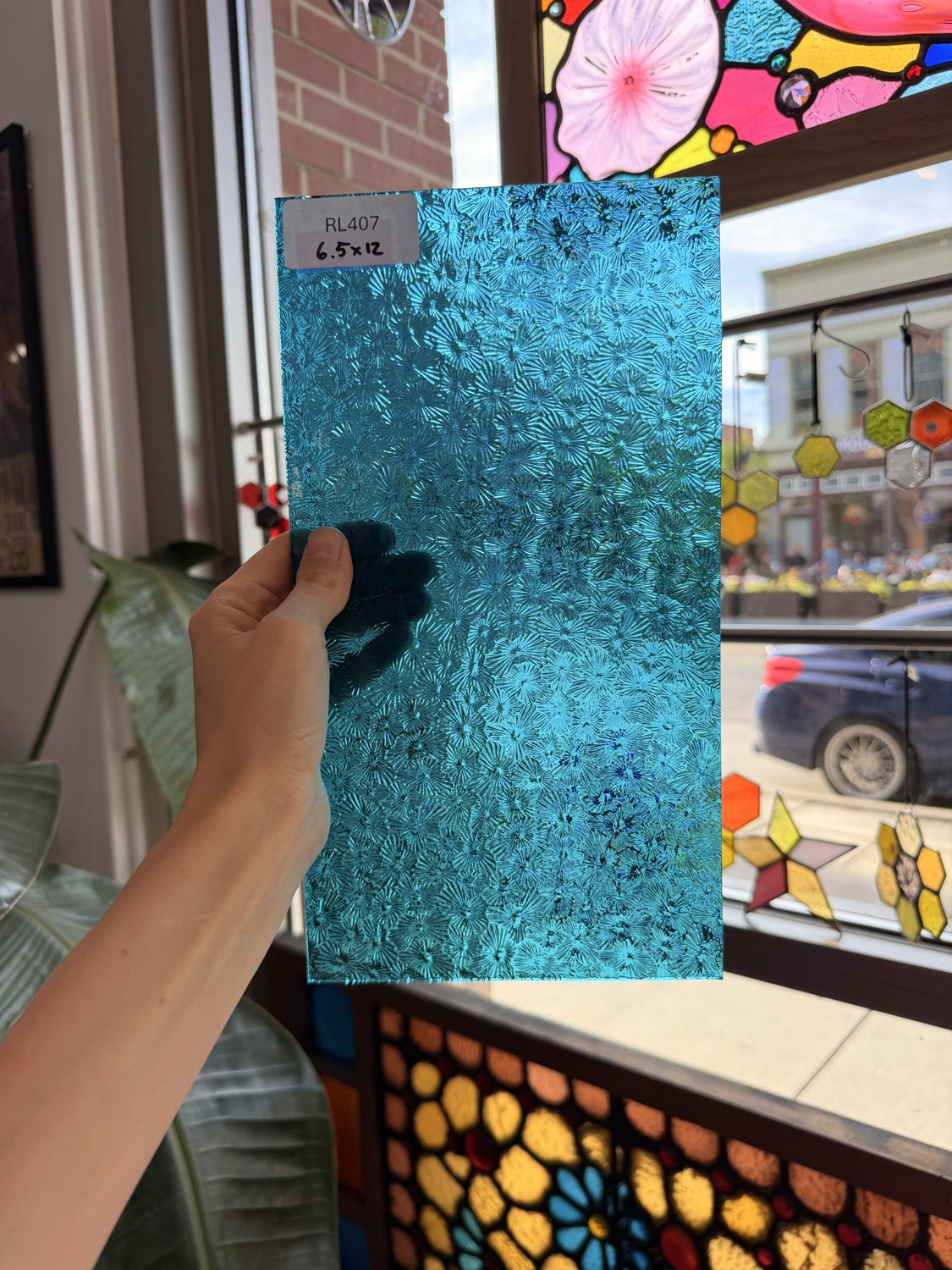 Caribbean Blue Transparent Textured Wissmach Florentine Sheet Glass – RL407