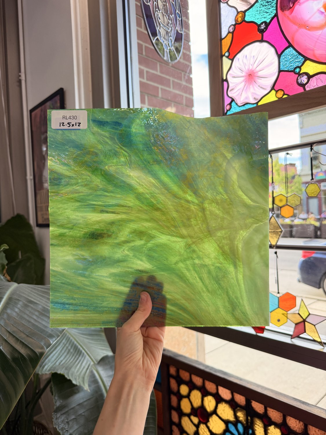 Green Iridescent White Wispy Wissmach Sheet Glass – RL430