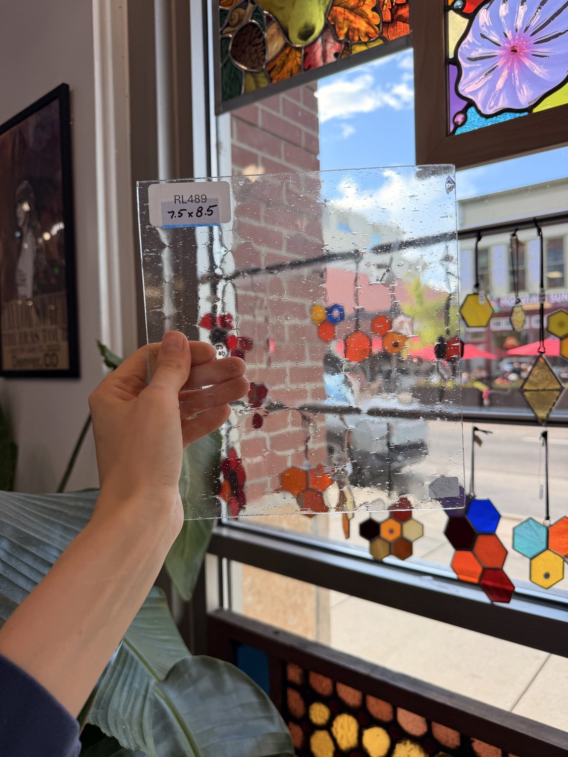 Clear Vintage Spectrum Transparent Seedy Glass – RL489