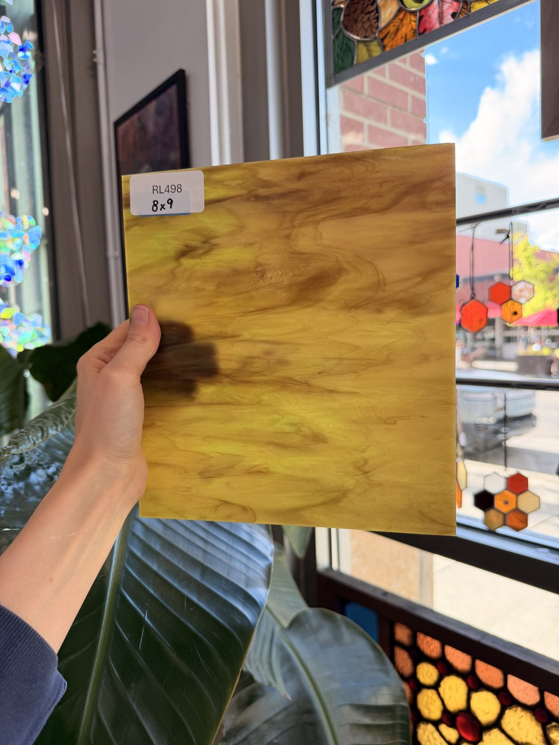 Dark Brown Amber Wispy Kokomo Sheet Glass – RL498