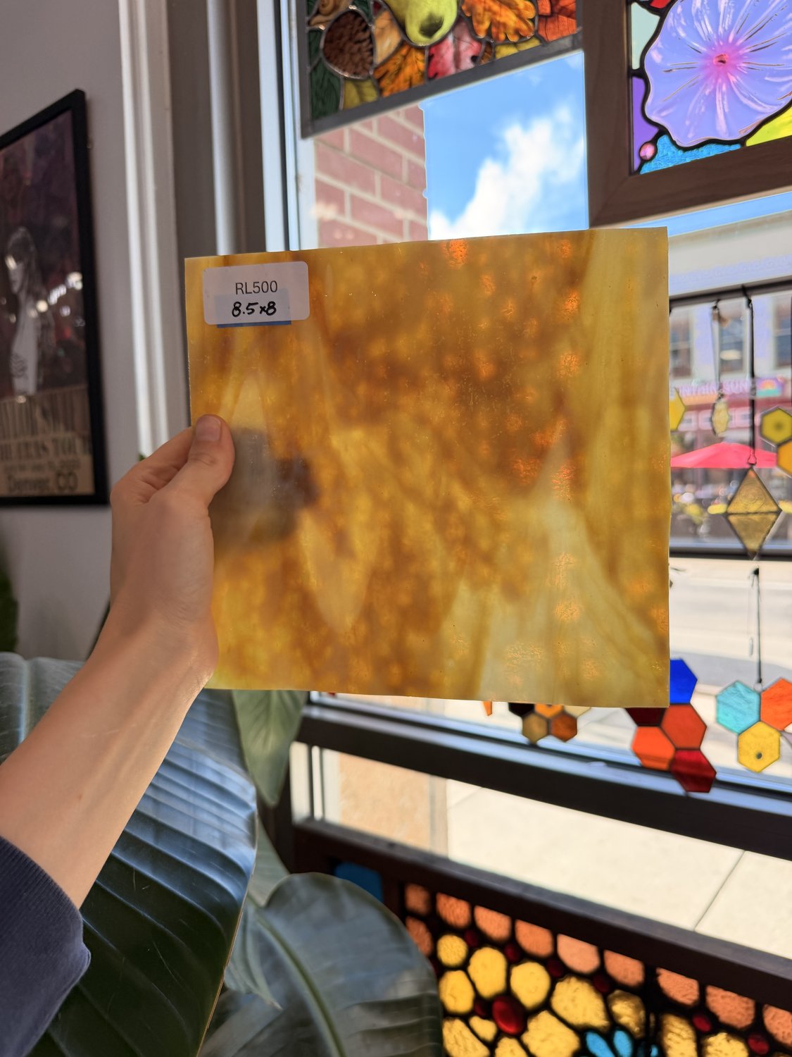 Dark Amber and Cream Mottled Sheet Glass – RL500