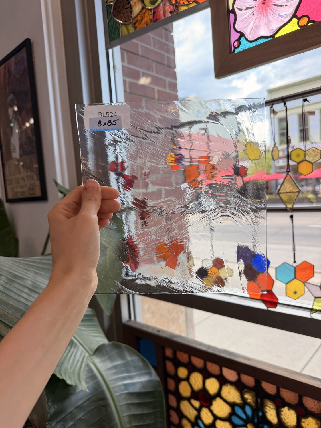 Vintage Clear Spectrum Baroque Sheet Glass – RL524
