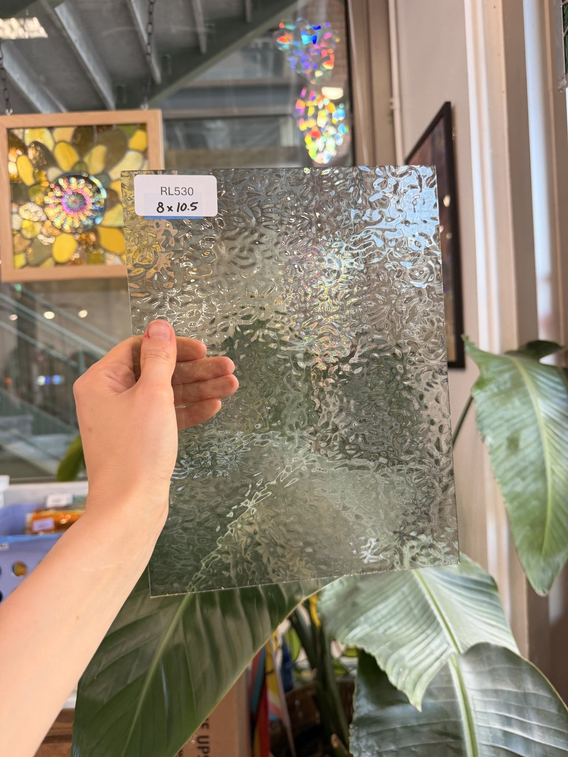 Clear Gray Transparent Textured English Muffled Sheet Glass
