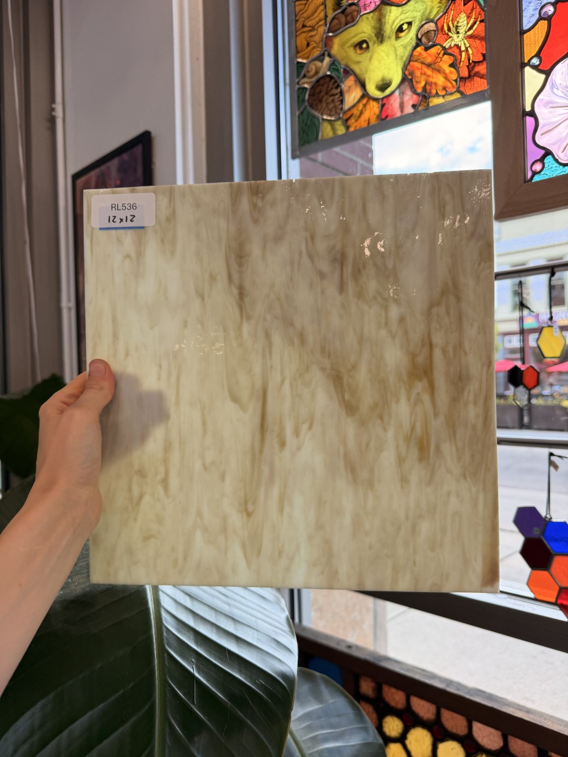 Marbled Brown Cream Wispy Sheet Glass – RL536