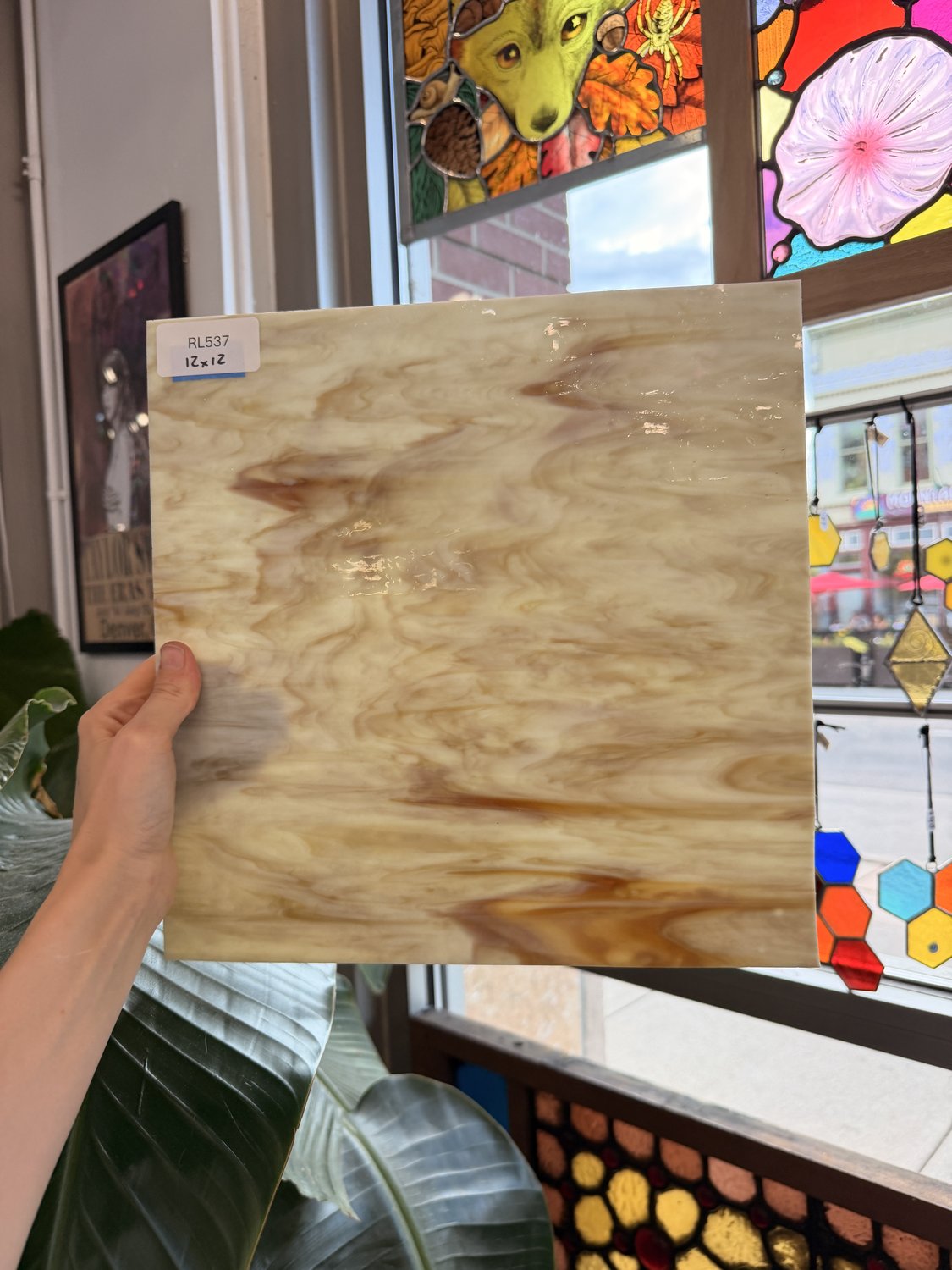 Marbled Brown Cream Wispy Sheet Glass – RL537