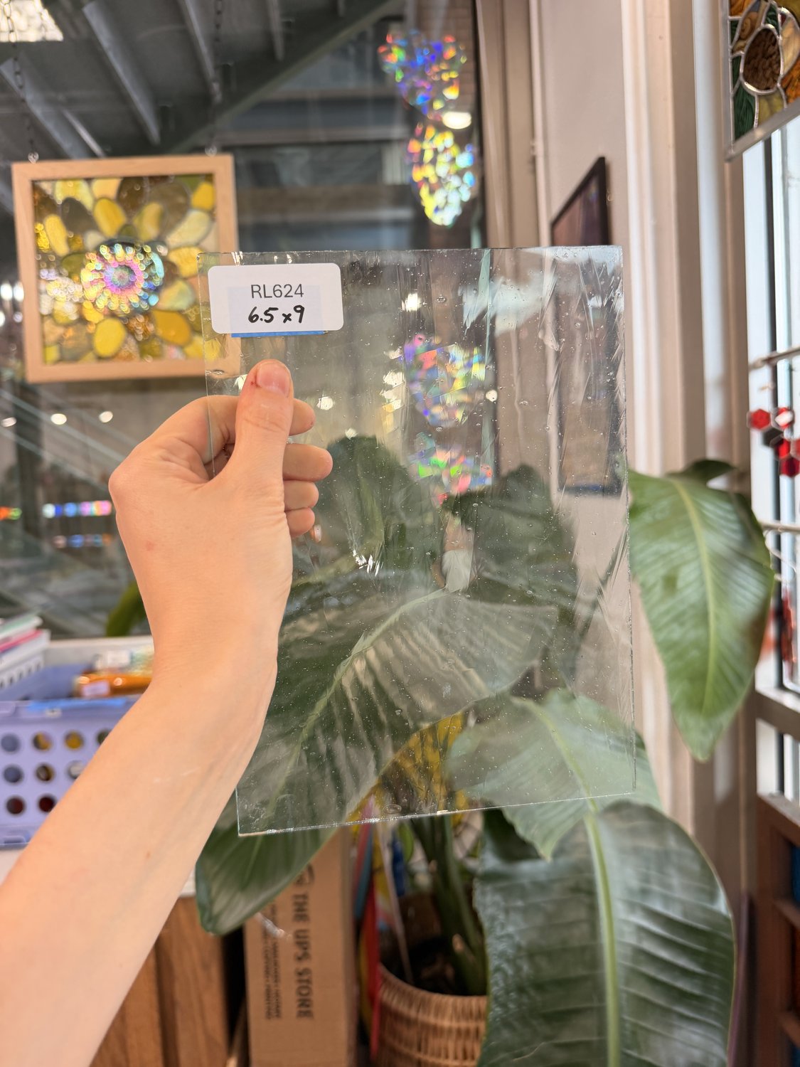 Clear Mouthblown Seeded Lamberts Sheet Glass – RL624