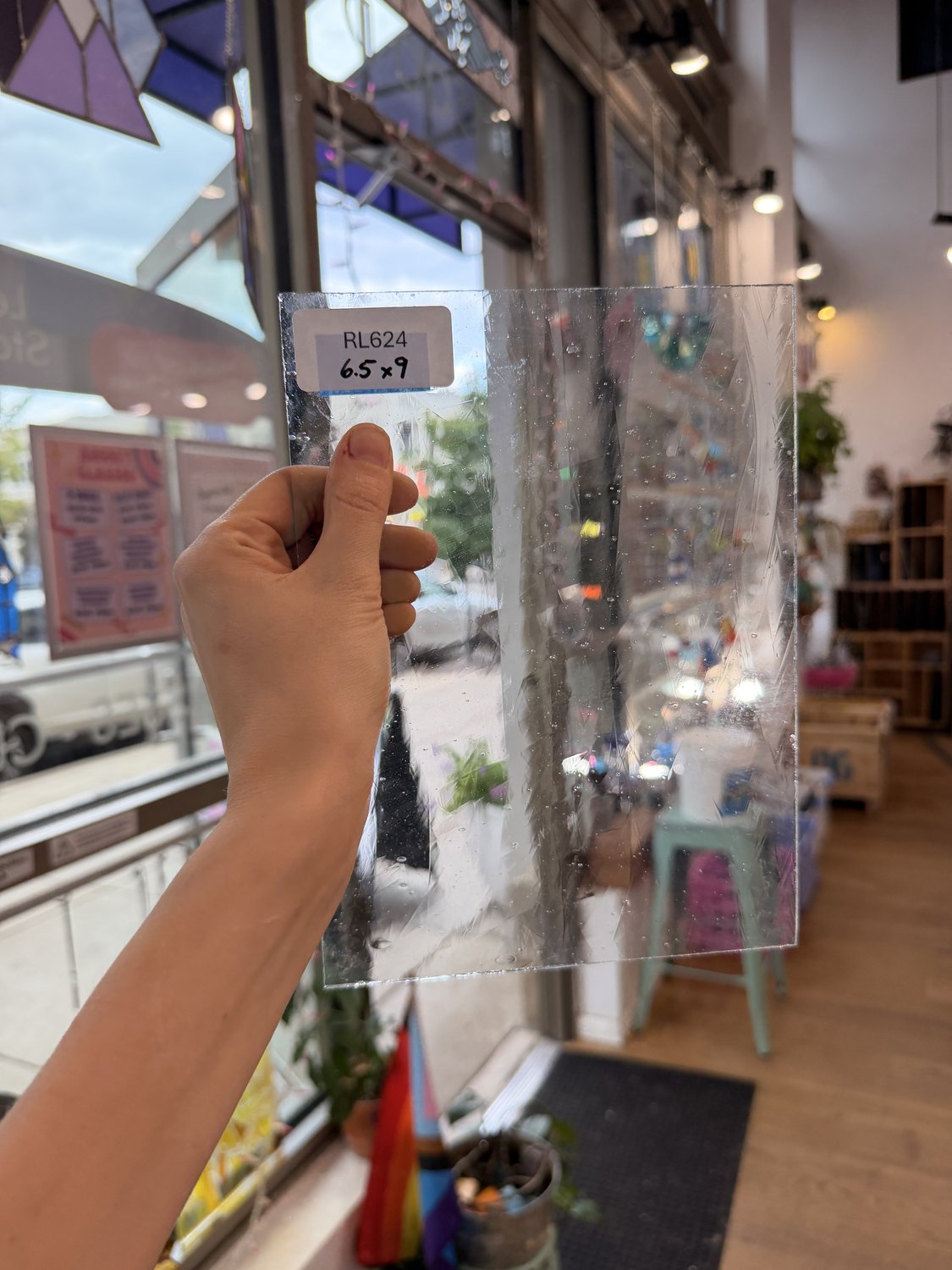 Clear Mouthblown Seeded Lamberts Sheet Glass – RL624