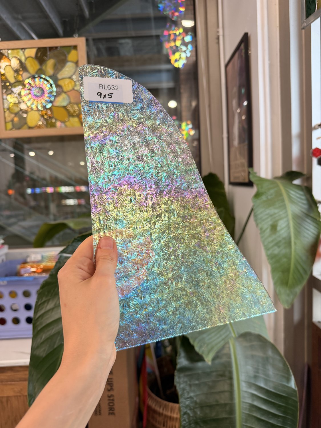 Transparent Iridescent Florentine Floral Rainbow Sheet Glass – RL632