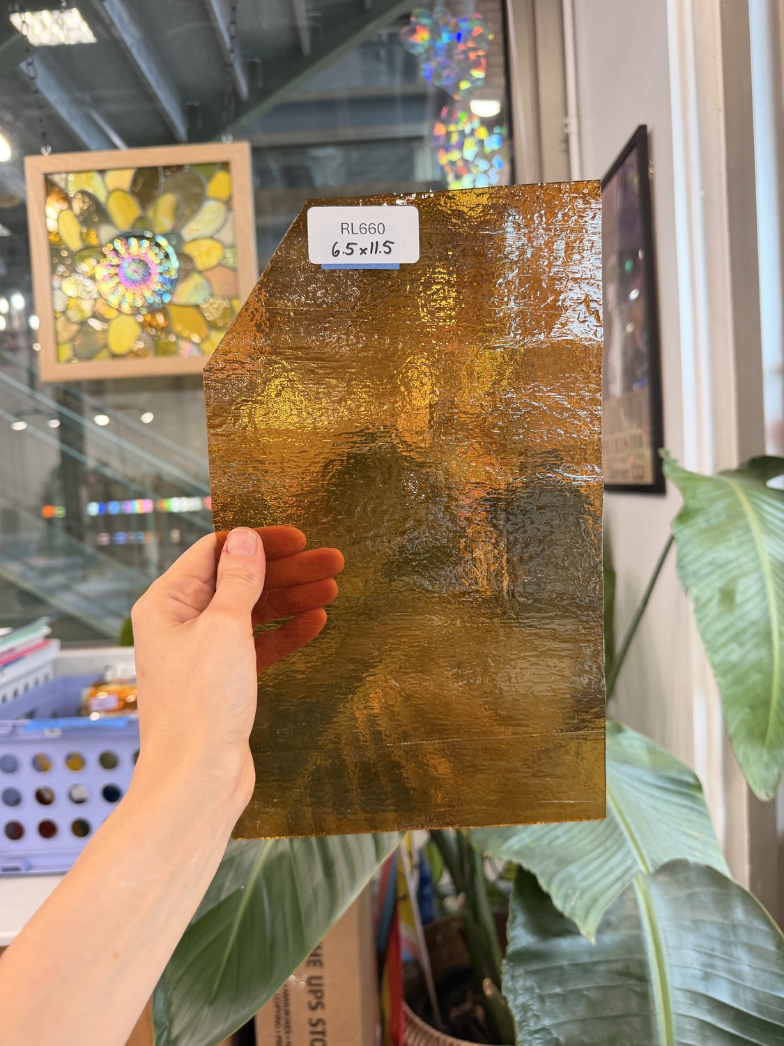 Textured Transparent Amber Sheet Glass – RL660