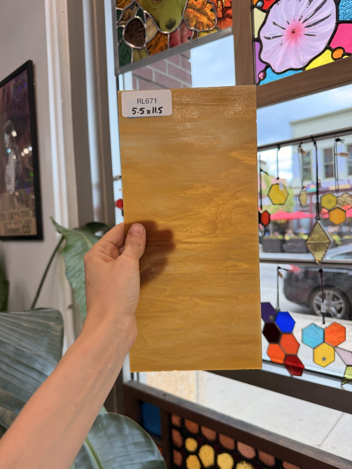 Mixed Amber Wispy Armstrong Sheet Glass – RL671