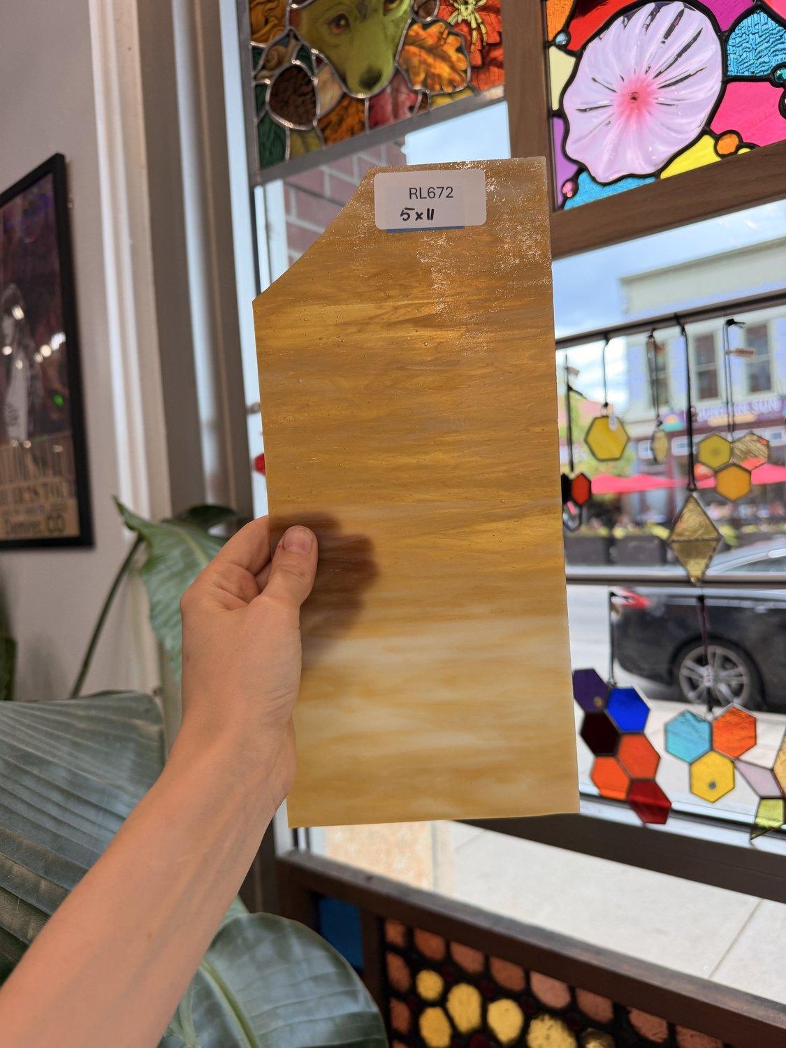 Mixed Amber Wispy Armstrong Sheet Glass – RL672