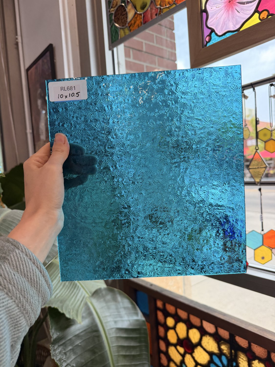 Caribbean Blue Florentine Transparent Textured Wissmach Sheet Glass – RL681