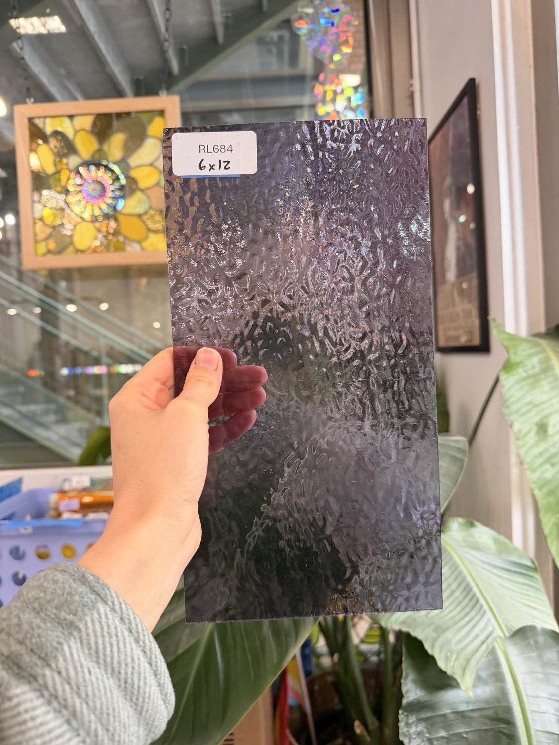 Light Purple Lilac English Muffle Sheet Glass – RL684