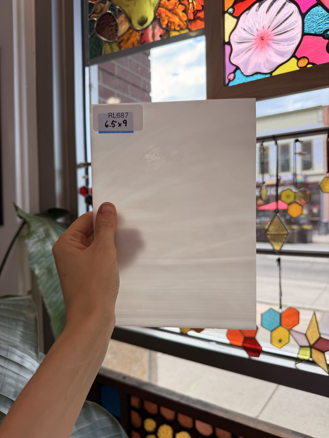 White Wispy Spectrum Sheet Glass