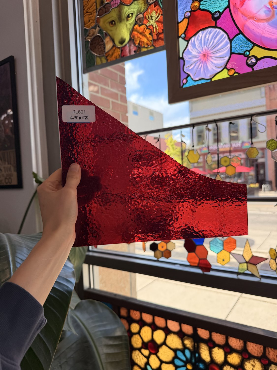Transparent Red Hammered Wissmach Sheet Glass – RL691