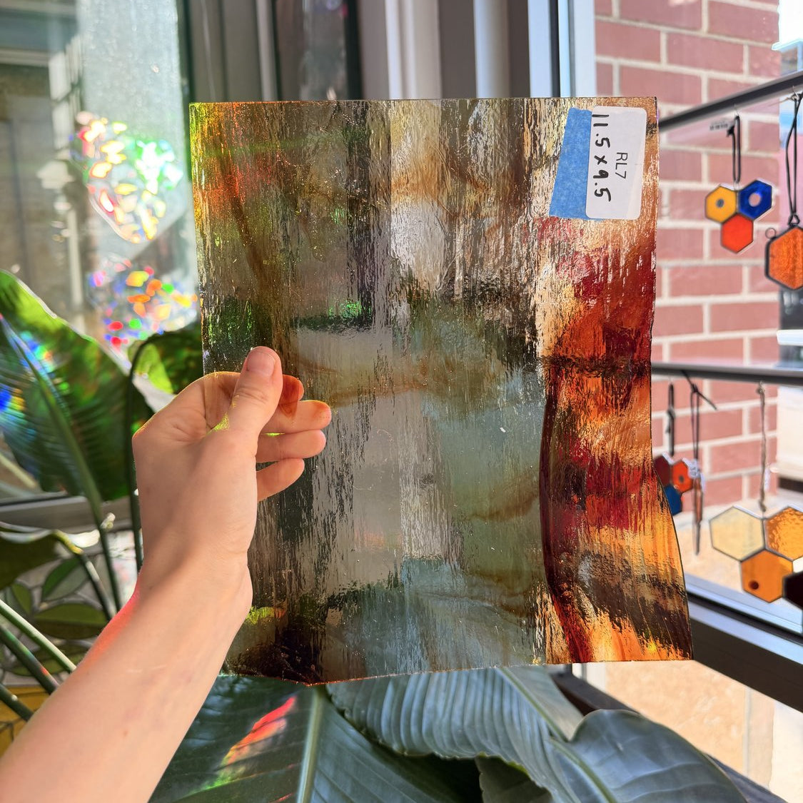 Clear Red Mixed Wispy Transparent Sheet Glass