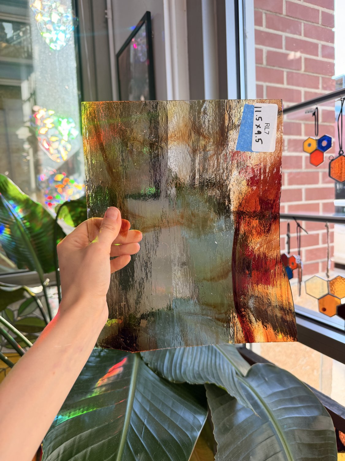 Clear Red Mixed Wispy Transparent Sheet Glass