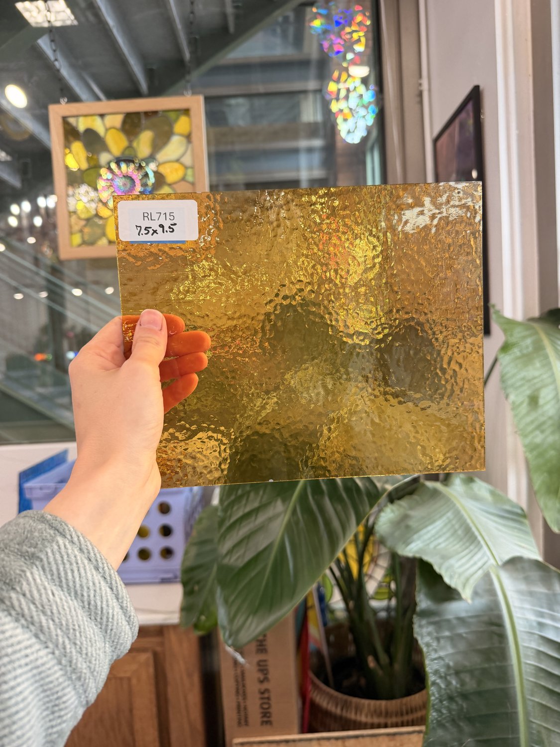 Butterscotch Classic Cathedral Transparent Amber Corella Wissmach Sheet Glass – RL715