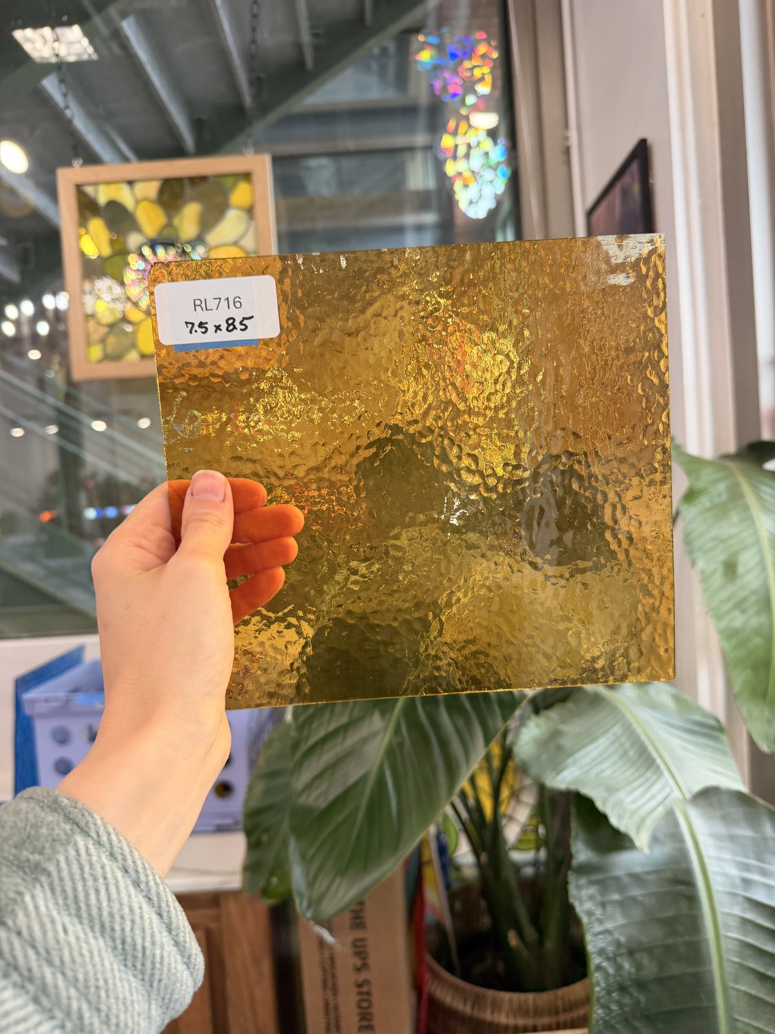 Butterscotch Classic Cathedral Transparent Amber Corella Wissmach Sheet Glass – RL716