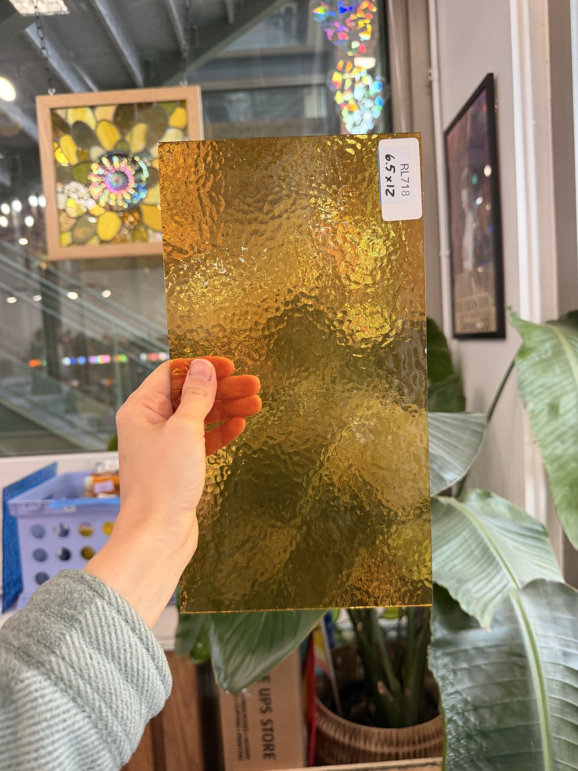 Butterscotch Classic Cathedral Transparent Amber Corella Wissmach Sheet Glass – RL718
