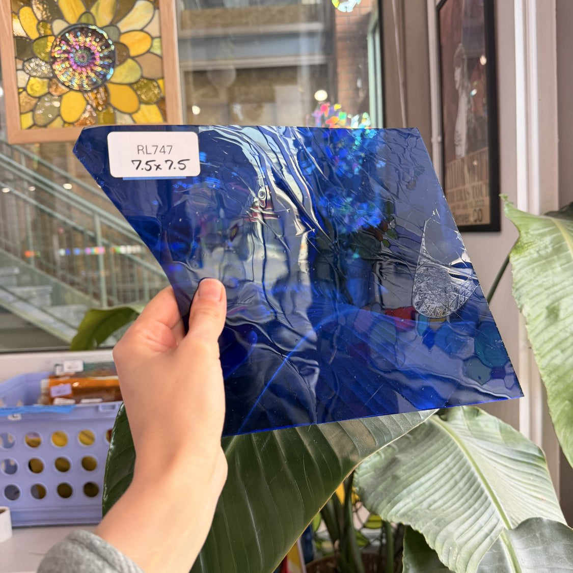 Dark Blue Transparent Mouth Blown Lamberts Sheet Glass