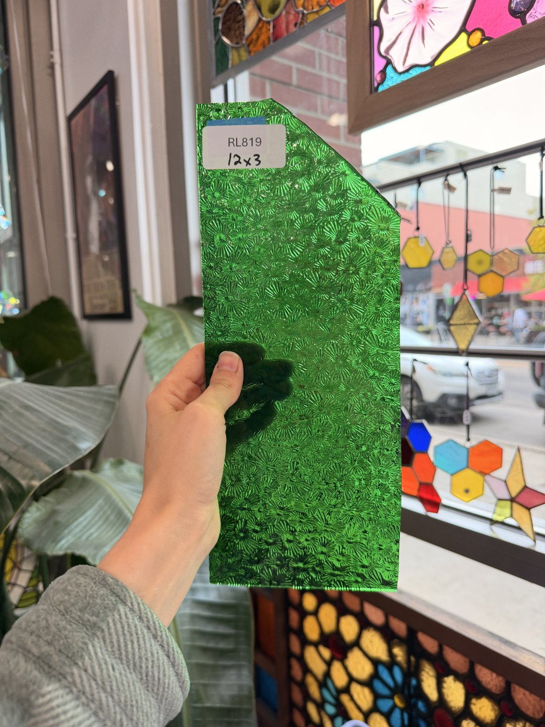 Green Florentine Transparent Textured Wissmach Sheet Glass – RL819
