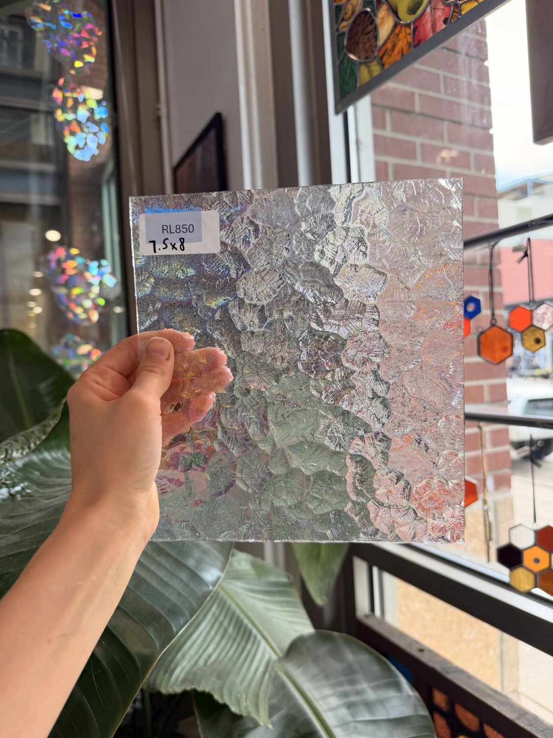 Clear Wavolite Iridescent Kokomo (KO 33WIR)