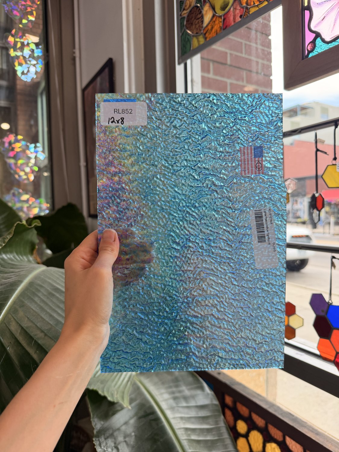 Iridescent Transparent Peacock Blue Tight Ripple Kokomo Sheet Glass – RL852