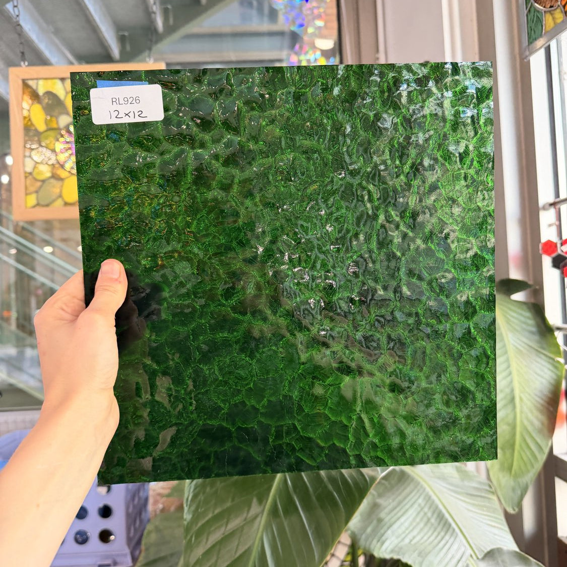 Kelly Green Kokomo Wavolite Sheet Glass