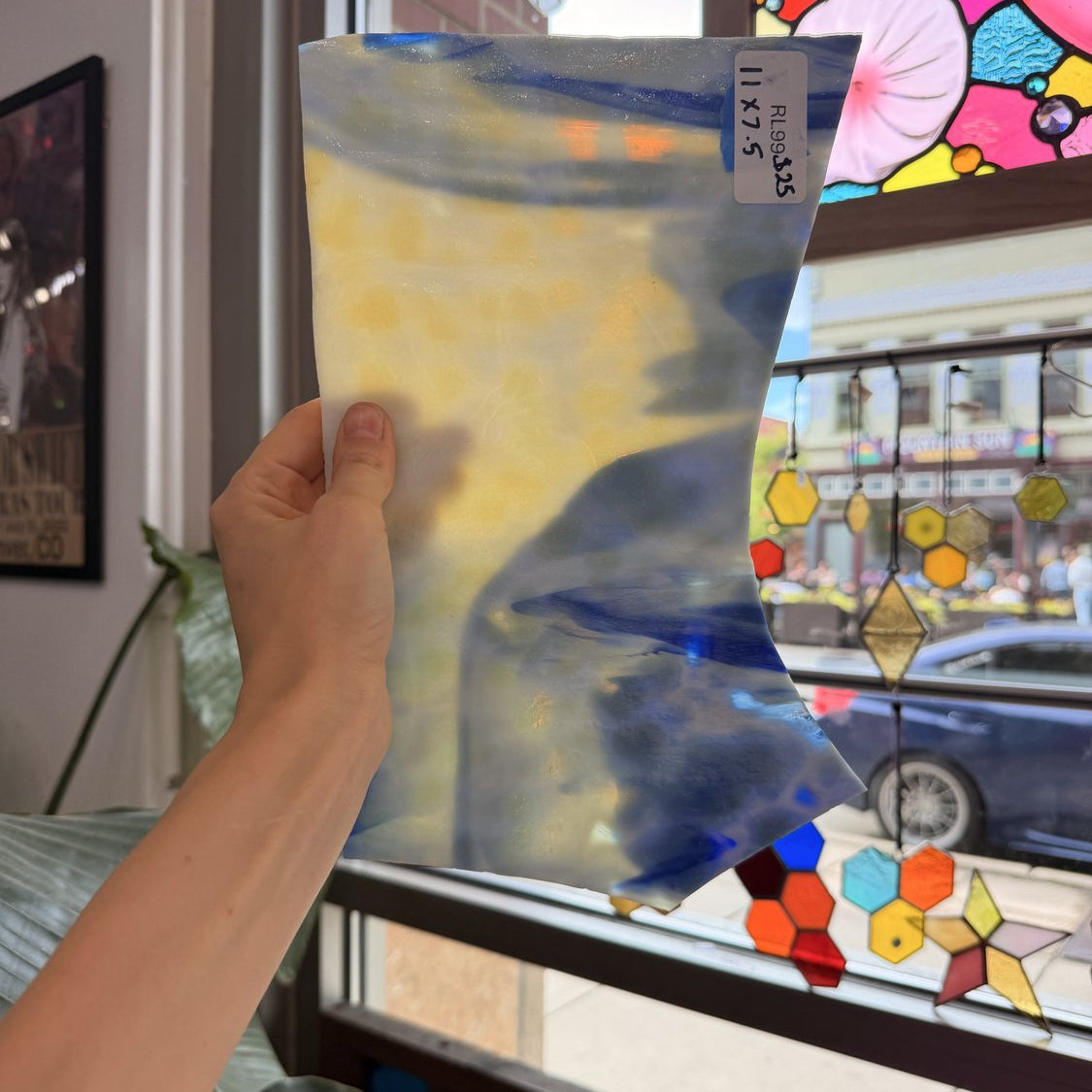 Cream and Blue Mixed Mottled Sheet Glass