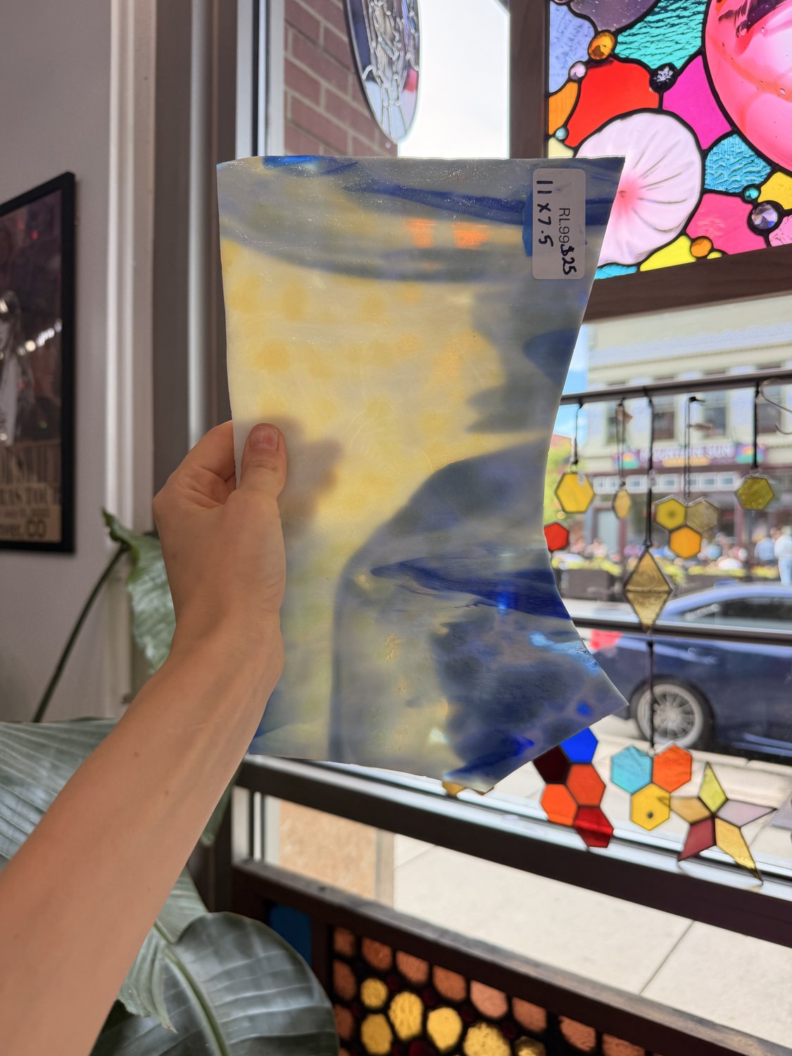 Cream and Blue Mixed Mottled Sheet Glass