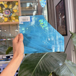 Blue White Wispy Vintage Spectrum